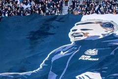 曼联哈兰德梅开二度，闪耀曼市德比英超赛场